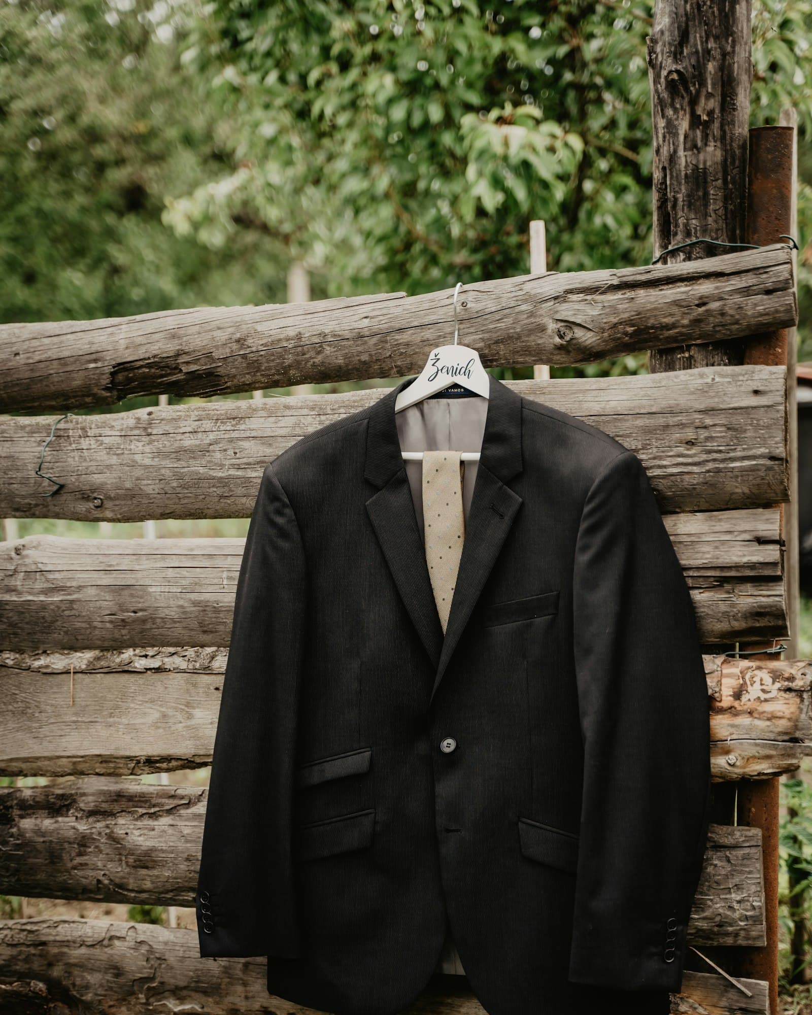 Blazer len Merino hai khuy xám than